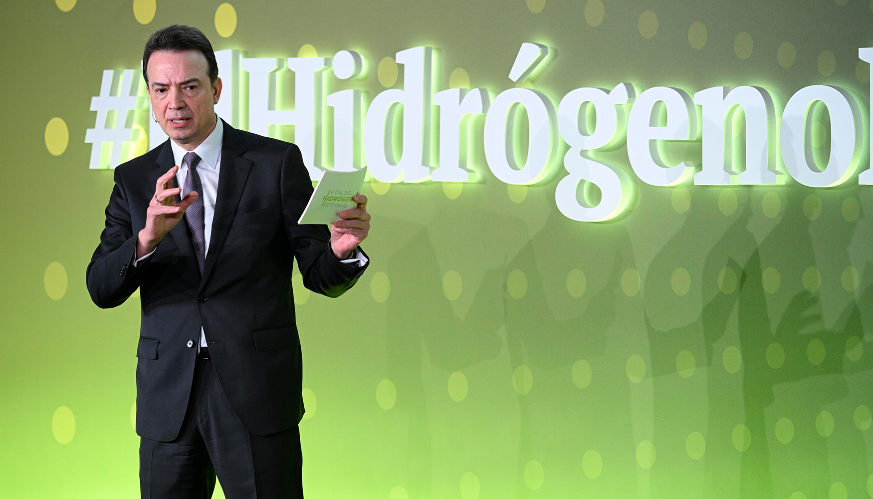 El consejero delegado de Enag�s, Arturo Gonzalo, detall� el avance de los dos grandes ejes estrat�gicos: la Red Troncal Espa�ola de Hidr�geno y H2med...