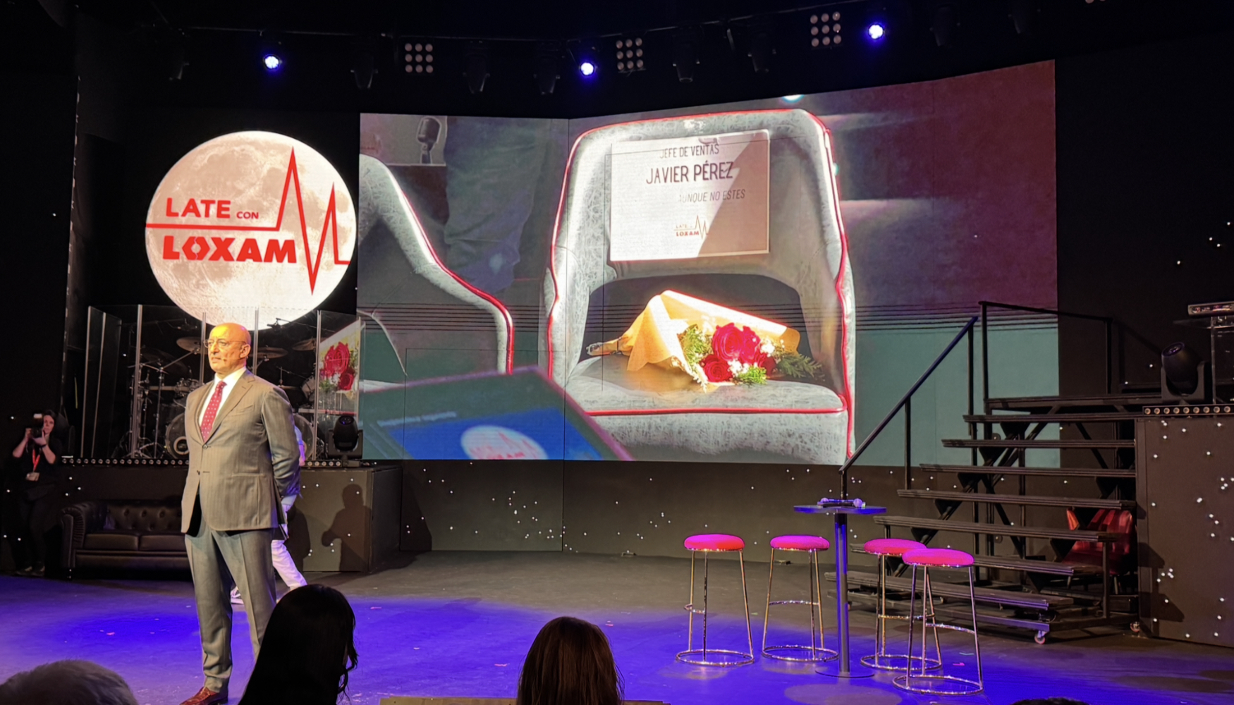 V�deo homenaje y minuto de silencio en memoria de Jos� Javier P�rez., jefe de Ventas de Loxam para el �rea Norte Occidental...