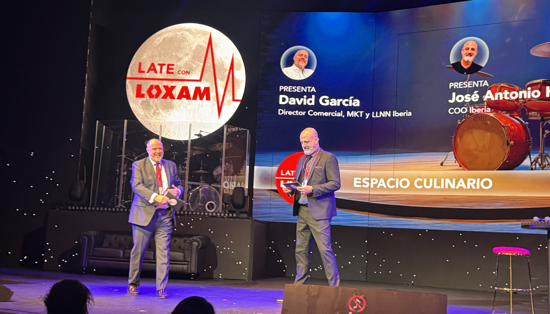 David Garc�a (izquierda), director comercial, de marketing y l�neas de negocio en Loxam Iberia, y Jos� Antonio Huertas, director de Operaciones...