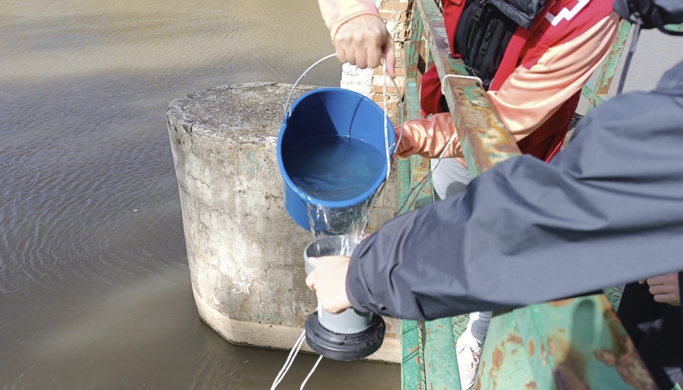 Desde 2021, HyT y Cruz Roja Espa�ola desarrollan la Red de Seguimiento de Micropl�sticos mediante ciencia ciudadana...