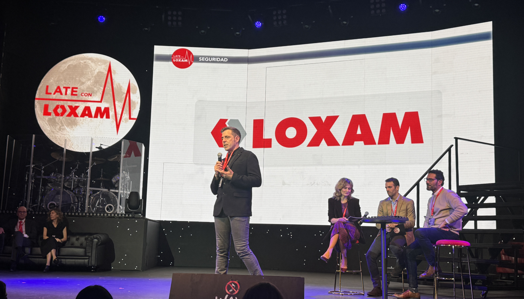 Mesa redonda sobre el Plan Zero, compuesta por Susana Amigo, Juanma Guill�n, Dani Garc�a y Enrique Comes