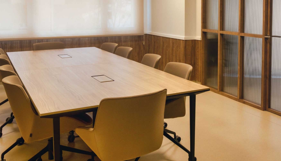 La propuesta se centra en el uso estrat�gico de cortinas, enrollables y otros elementos textiles que combinan calidad y dise�o...