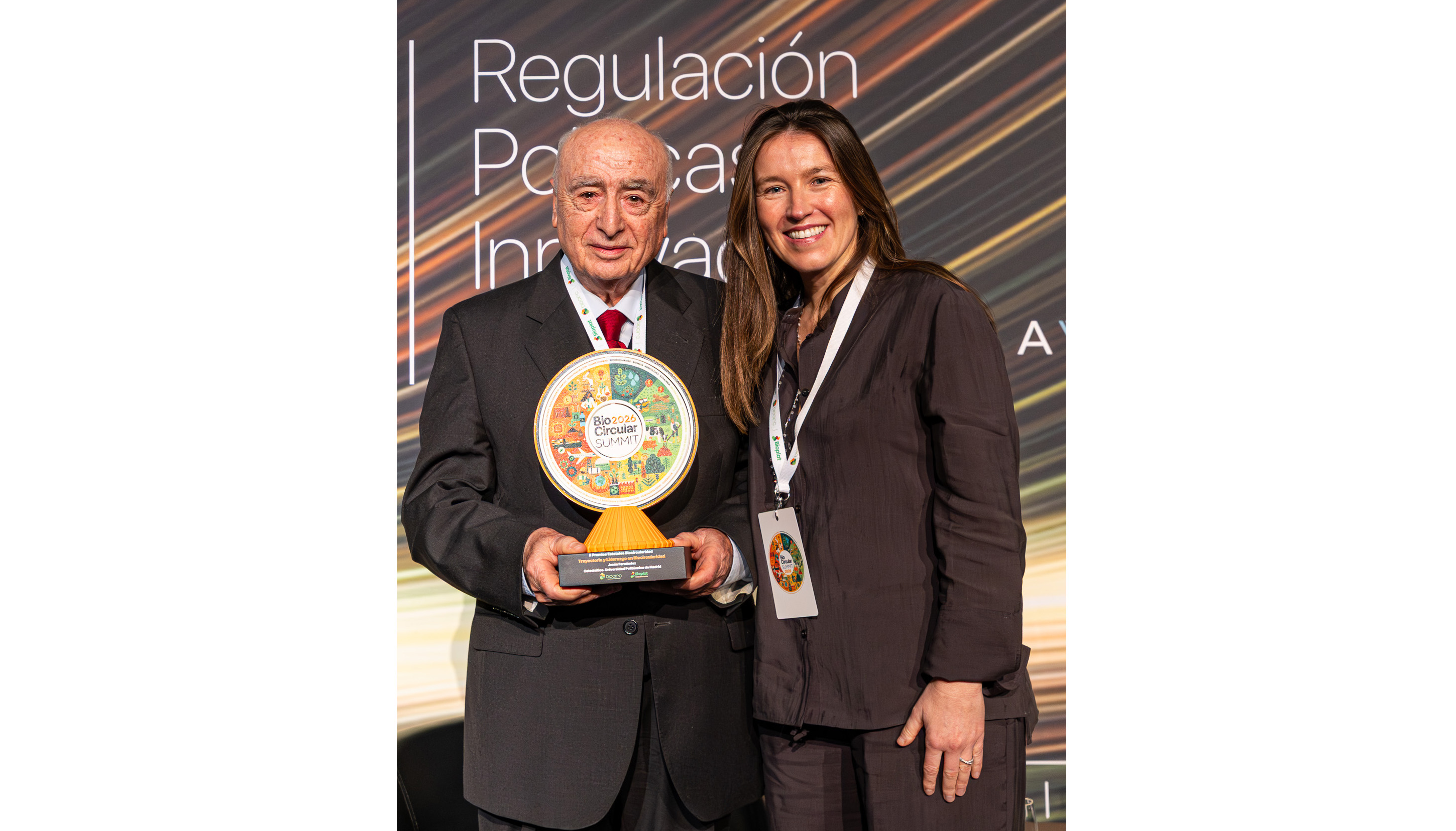 Jes�s Fern�ndez y Margarita de Gregorio, directora ejecutiva de Biocirc y secretaria general de Bioplat