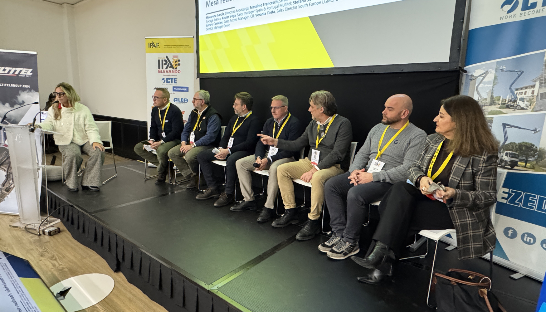 Integrantes de la mesa redonda de fabricantes