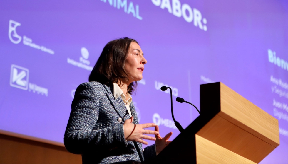 Ana Rodr�guez Casta�o, en representaci�n del Ministerio de Agricultura...