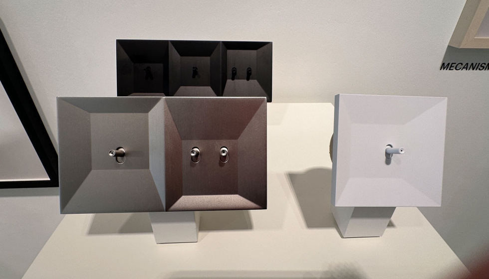 La geometr�a de los mecanismos Frames y su accesibilidad son una de sus innovaciones