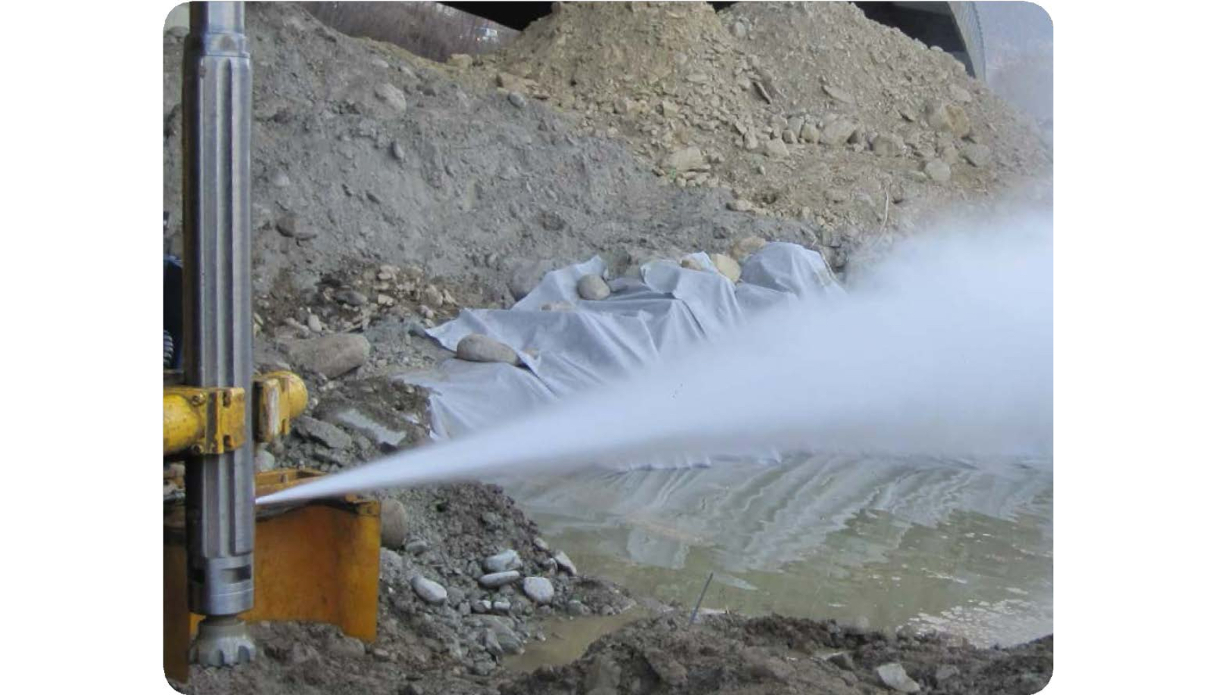 Creaci�n de las columnas Jet Grouting con Wassara