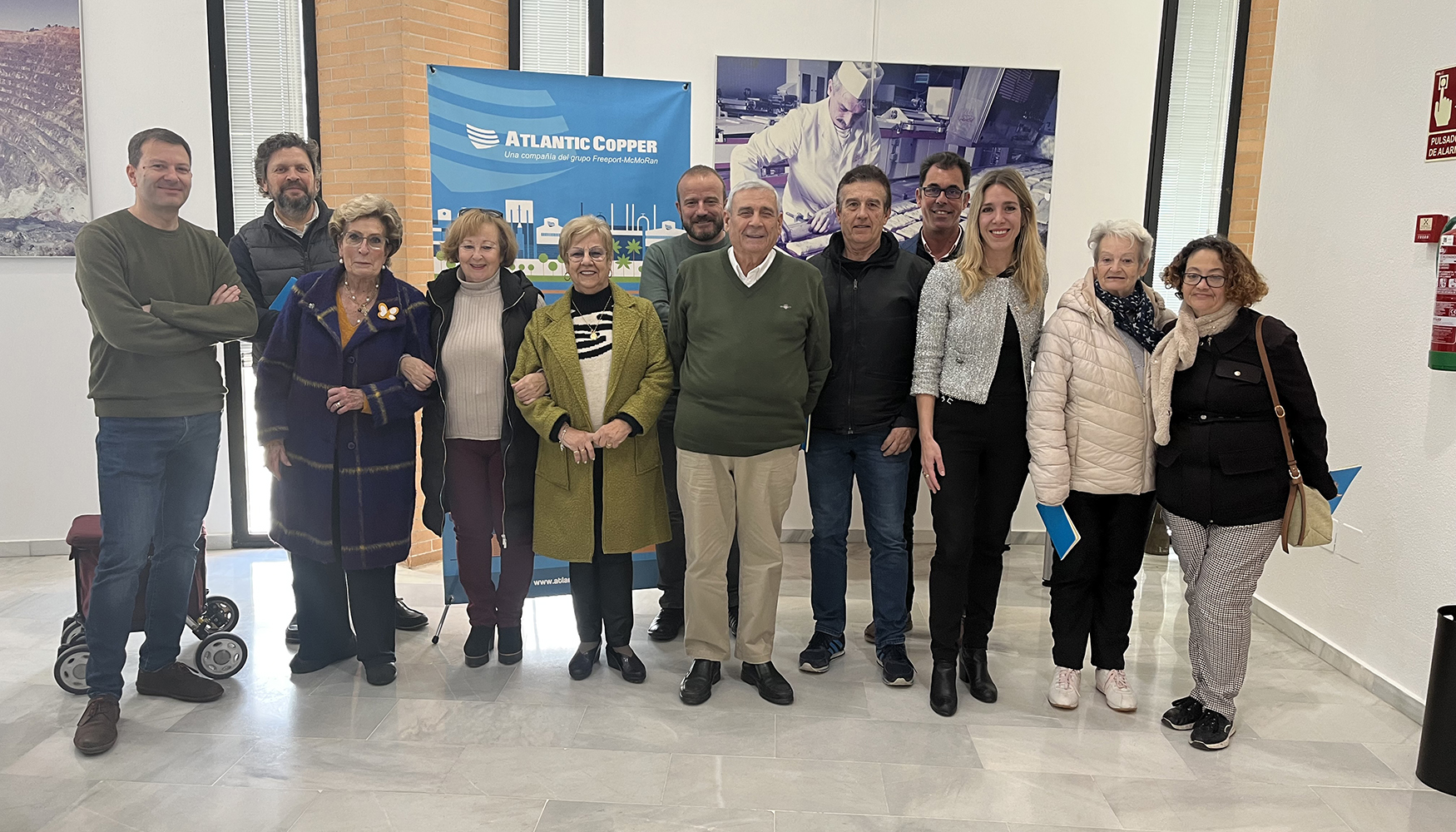Reuni�n entre representantes de Atlantic Copper y asociaciones vecinales de Huelva