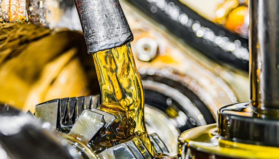 Las empresas consumidoras de aceite industrial deben aplicar una serie de normas en su manejo...