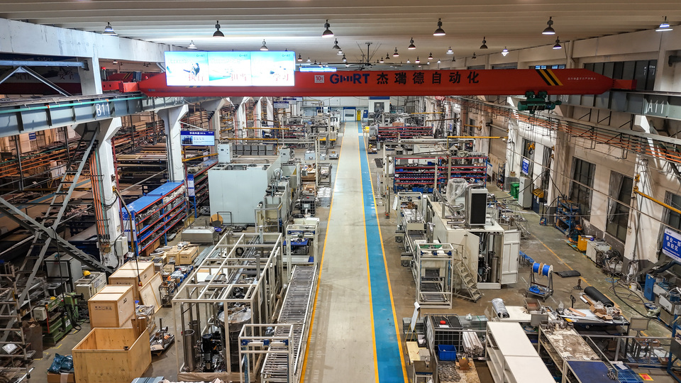 Unidade de produ��o da GRT na sede central em Wuxi, na China