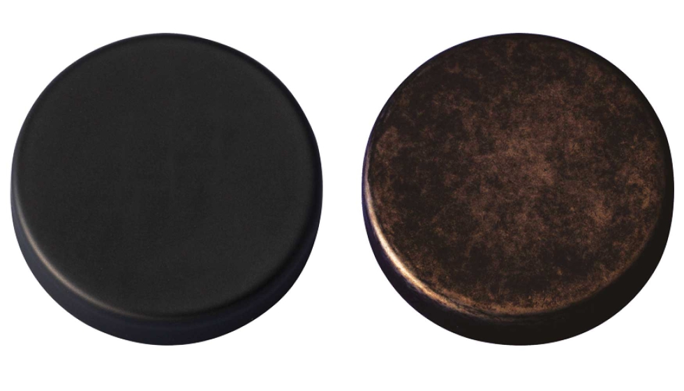 De izquierda a derecha: Acabado negro mate � RAL 9005 y acabado �xido � 8K