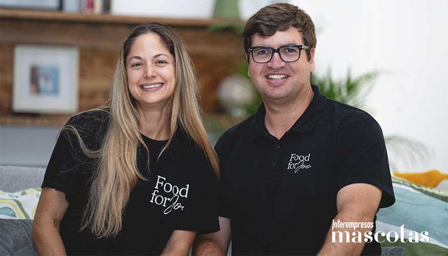 Albane Sabatier y Josep Casas, socios fundadores de Food for Joe