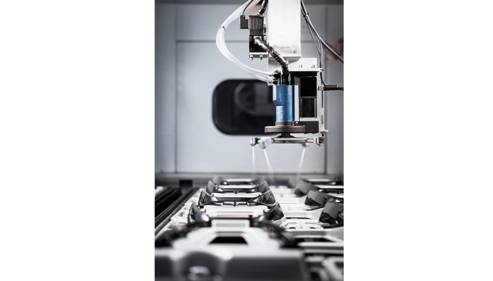 La nueva soluci�n de limpieza con boquillas giratorias aporta un valor a�adido tanto desde el punto de vista t�cnico como comercial. Foto: KTX GmbH...