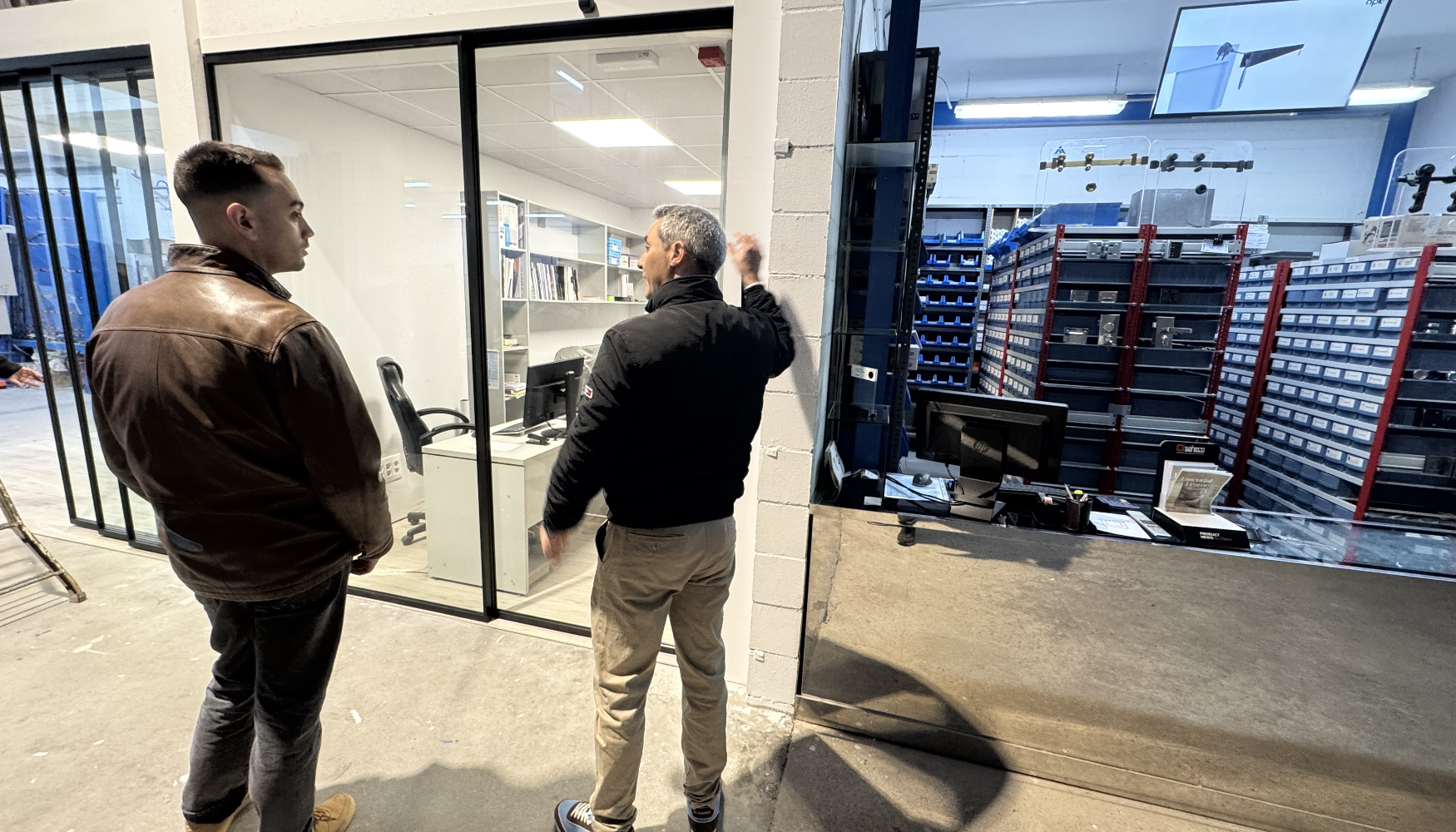 Los clientes de Novograma Innovaci�n ya pueden probar por s� mismos algunas de las soluciones de herrajes que puede ofrecer la compa��a...