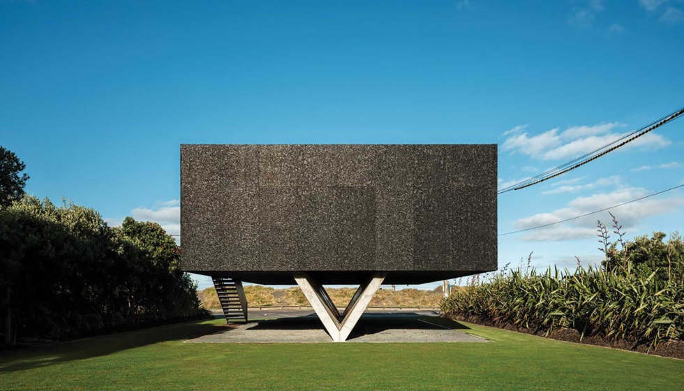 Piha Bunker (Nueva Zelanda) del Studio Chris Tate ha obtenido la m�xima distinci�n, Platinum, en Dise�o Interior. Foto: Simon Devitt...