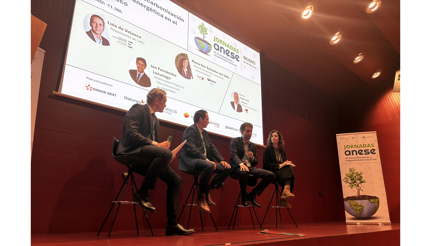 Las Jornadas de Descarbonizaci�n y Competitividad Industrial de ANESE debutan con gran acogida en el sal�n de actos del Palacio Euskalduna en Bilbao...