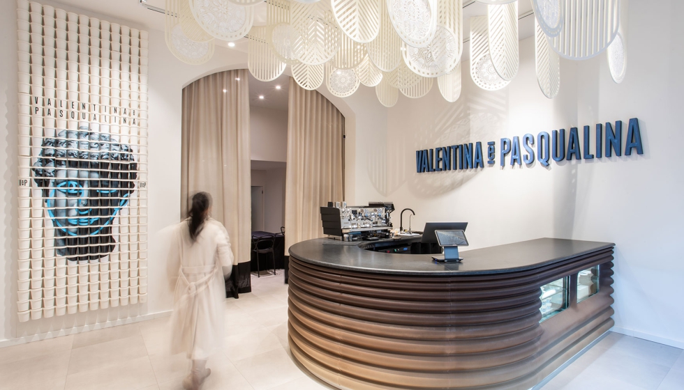 Valentina e Paqualina es un espacio di�fano donde degustar uno de los mejores tiramis� de Barcelona. Foto: Anna Mas...