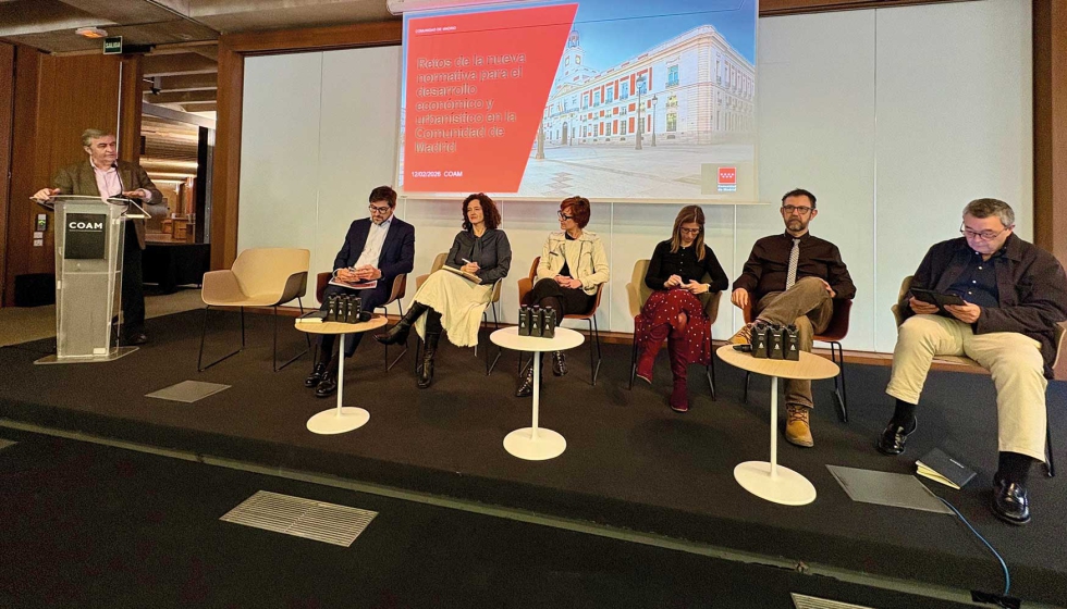 Jornada informativa para presentar a los arquitectos las principales l�neas de actuaci�n de la nueva Ley de Impulso y Desarrollo Equilibrado de la...