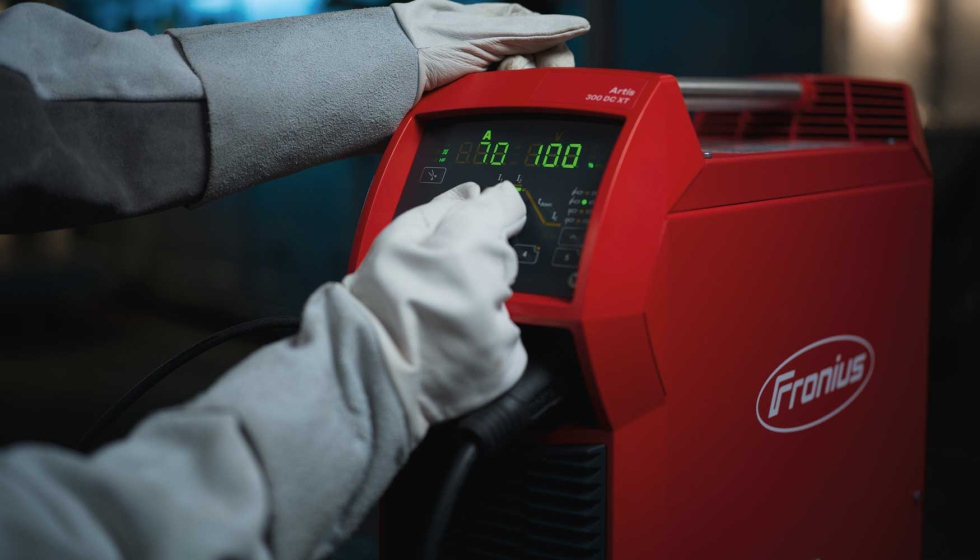 La amplia interfaz de usuario garantiza un manejo sencillo e intuitivo, incluso con guantes