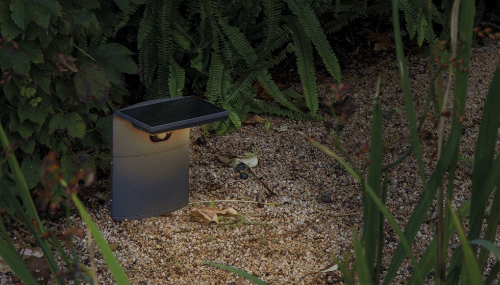 Durante el d�a su placa solar acumula energ�a de manera aut�noma y cuando la energ�a solar se agota...