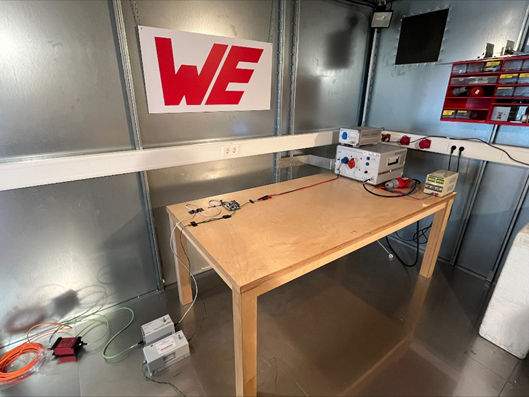 Imagen 8. Medici�n de la emisi�n de interferencias conducidas en la placa PSE del dise�o de referencia SPoE