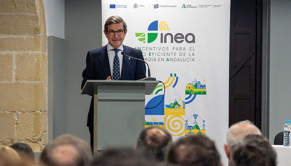 El consejero de Industria, Energ�a y Minas de la Junta de Andaluc�a, Jorge Paradela, durante la apertura de la jornada...