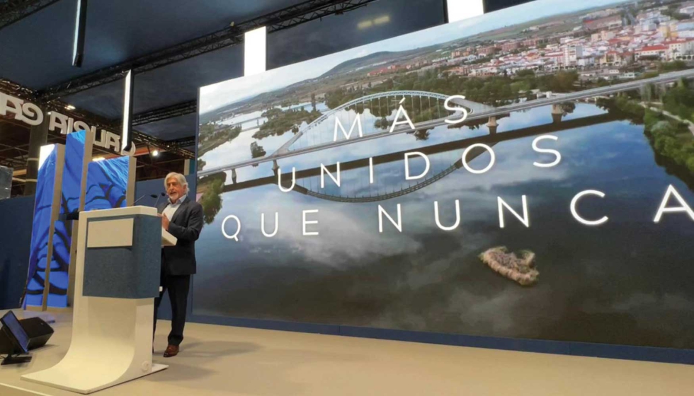 Miguel �ngel D�ez, director gerente de Puerto Sotogrande, en la presentaci� de la Red CCF en Fitur