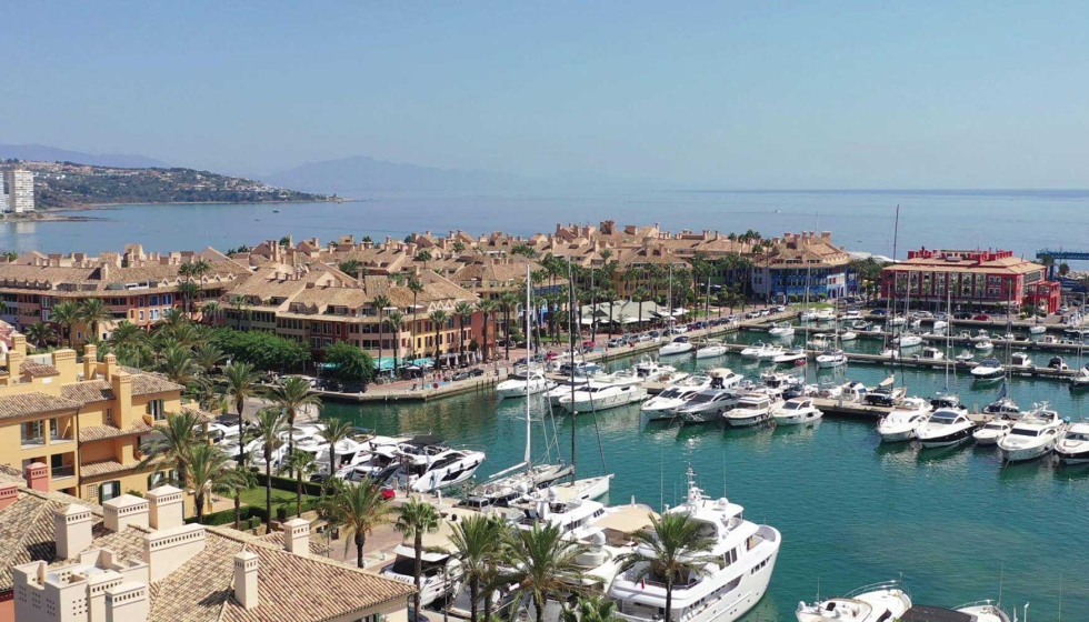 Puerto Sotogrande, situado en la costa gaditana, se ha consolidado como un referente internacional del turismo n�utico