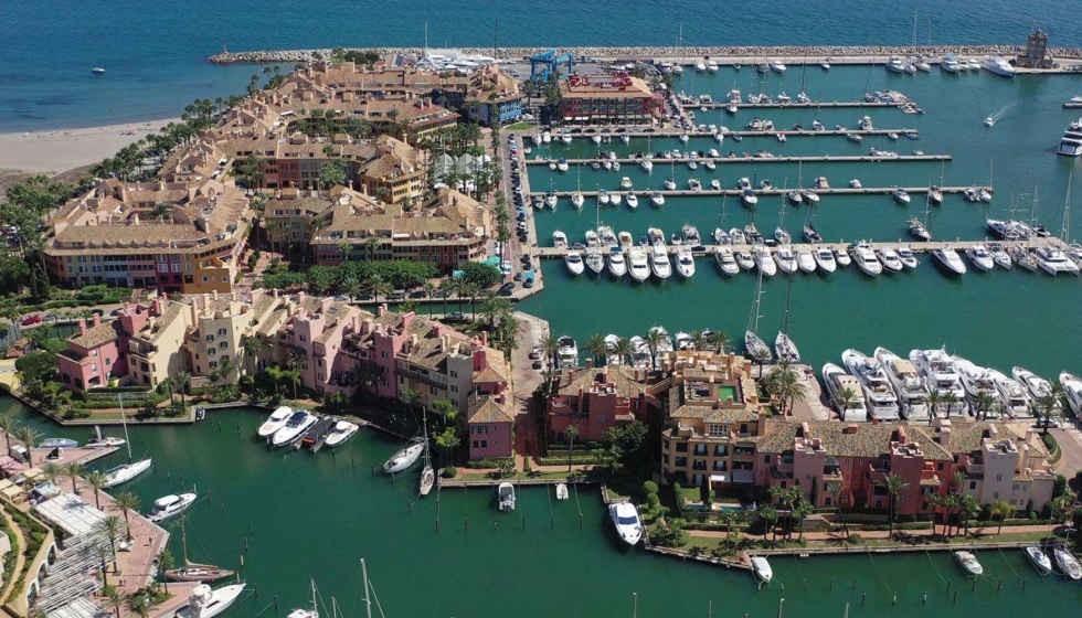 Puerto Sotogrande dispone de una estructura organizativa dise�ada para responder a la complejidad de un puerto-ciudad moderno...