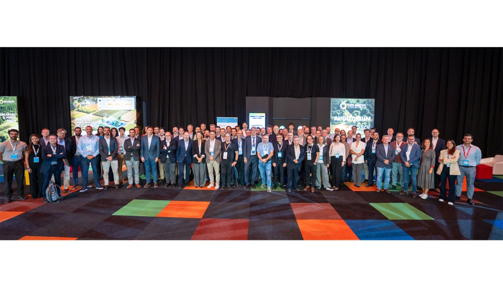 Foto de familia en la pasada edici�n del Summit AER Automation