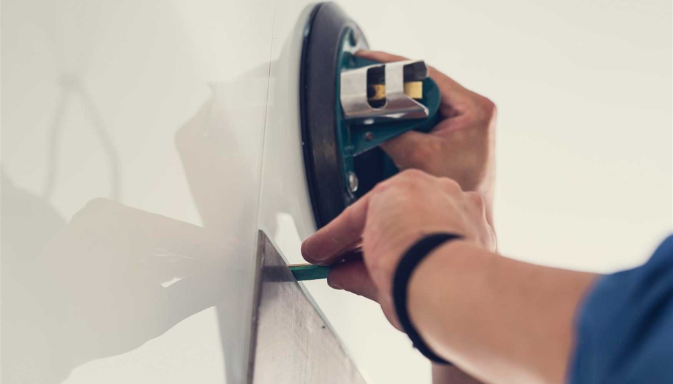 La correcta elecci�n del material y la atenci�n a los detalles de instalaci�n aseguran que el vidrio mantenga su seguridad...