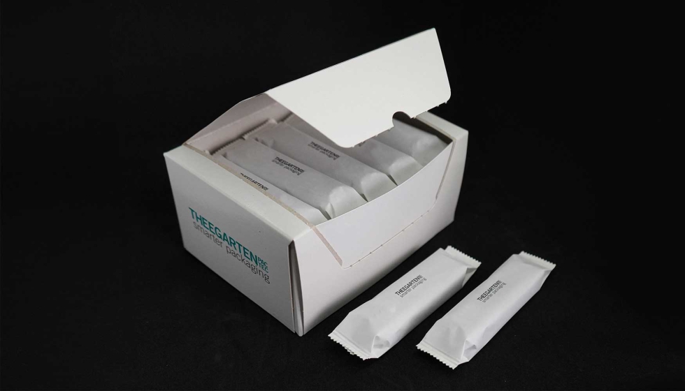 Un sistema de un �nico proveedor: desde la FPC6, las bolsas tubulares se introducen en la estuchadora de alto rendimiento BLM conectada directamente...