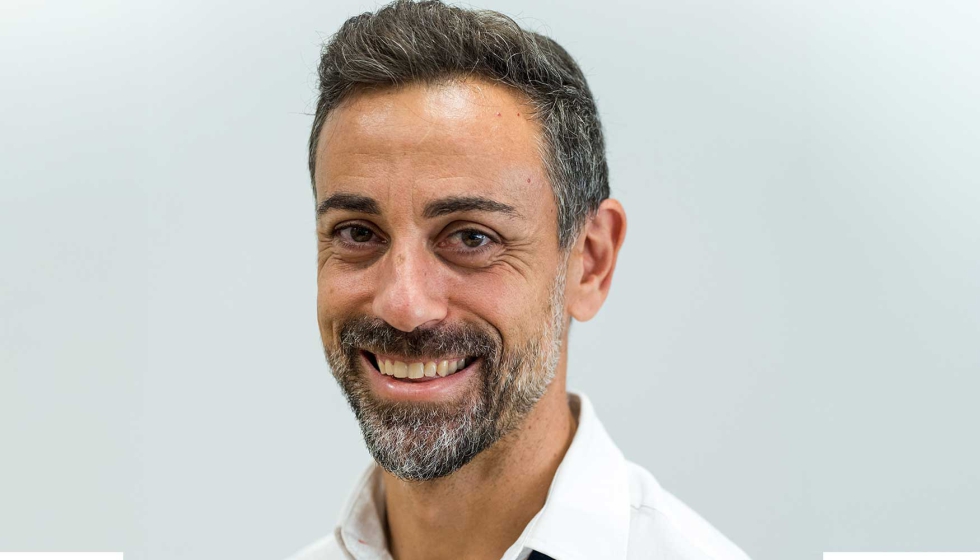 Santiago Isidro Torres es Ingeniero Internacional de Soldadura y coordinador del M�ster IWE/T/S EN en Fronius Espa�a S.L.U...