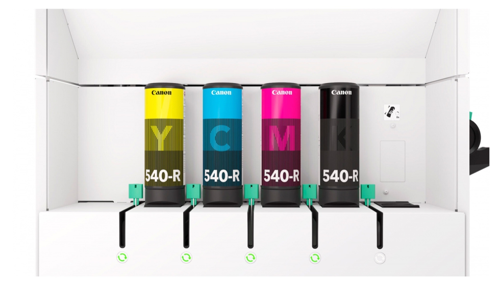 La Colorado M-Traffic est� equipada con tintas UVgel 540-R...