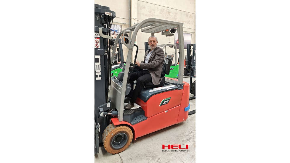 Gustavo Toledo, gerente de Global Carretillas Elevadoras