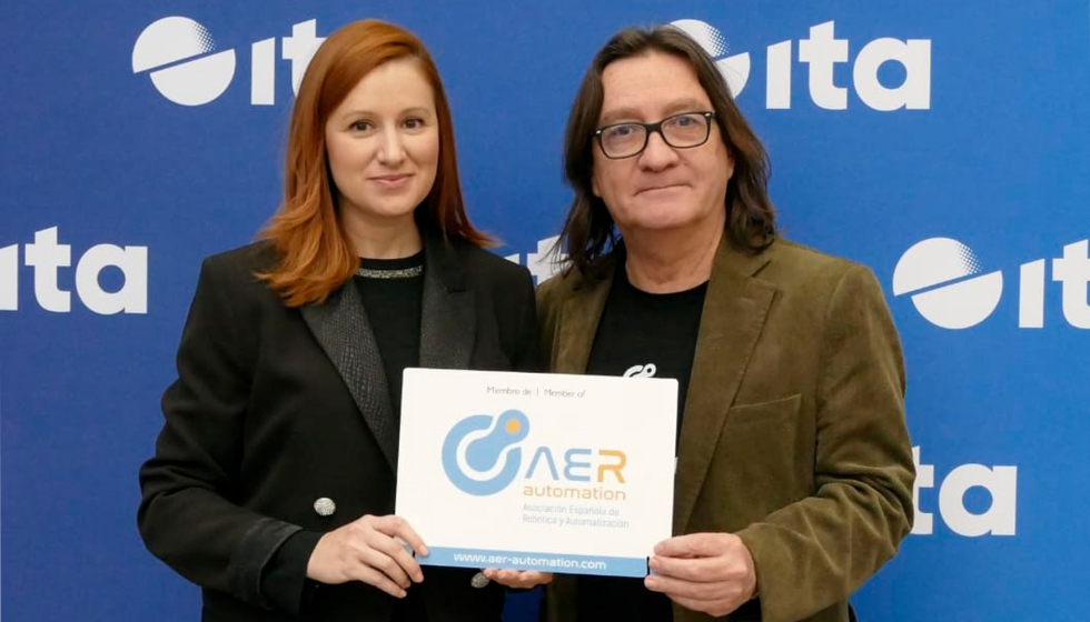 Esther Borao, directora general de ITA, y Alex Salvador, gerente de AER Automation