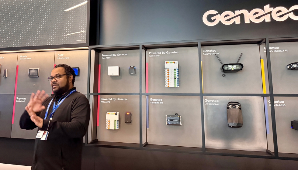 En el Experience Center, el equipo t�cnico mostr� despliegues h�bridos y capacidades de investigaci�n avanzada sobre la plataforma Security Center...