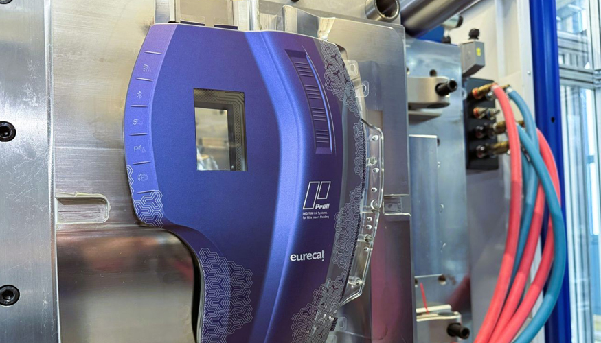 La empresa alemana PR�LL expuso un demostrador para el sector de la automoci�n con los �ltimos avances en tecnolog�a plastr�nica de Eurecat...