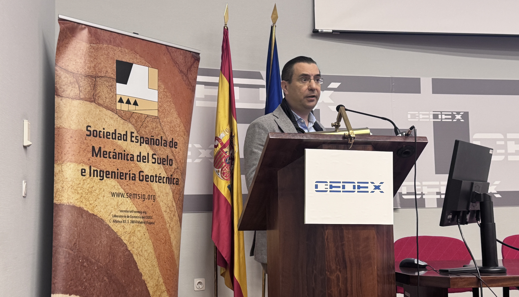 �ngel Grande, de SITE