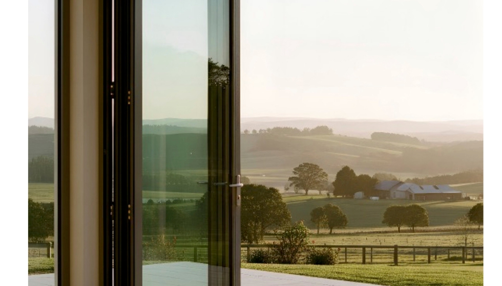 El enfoque de E-160 apunta a facilitar decisiones clave de prescripci�n, especialmente en obra de alto nivel