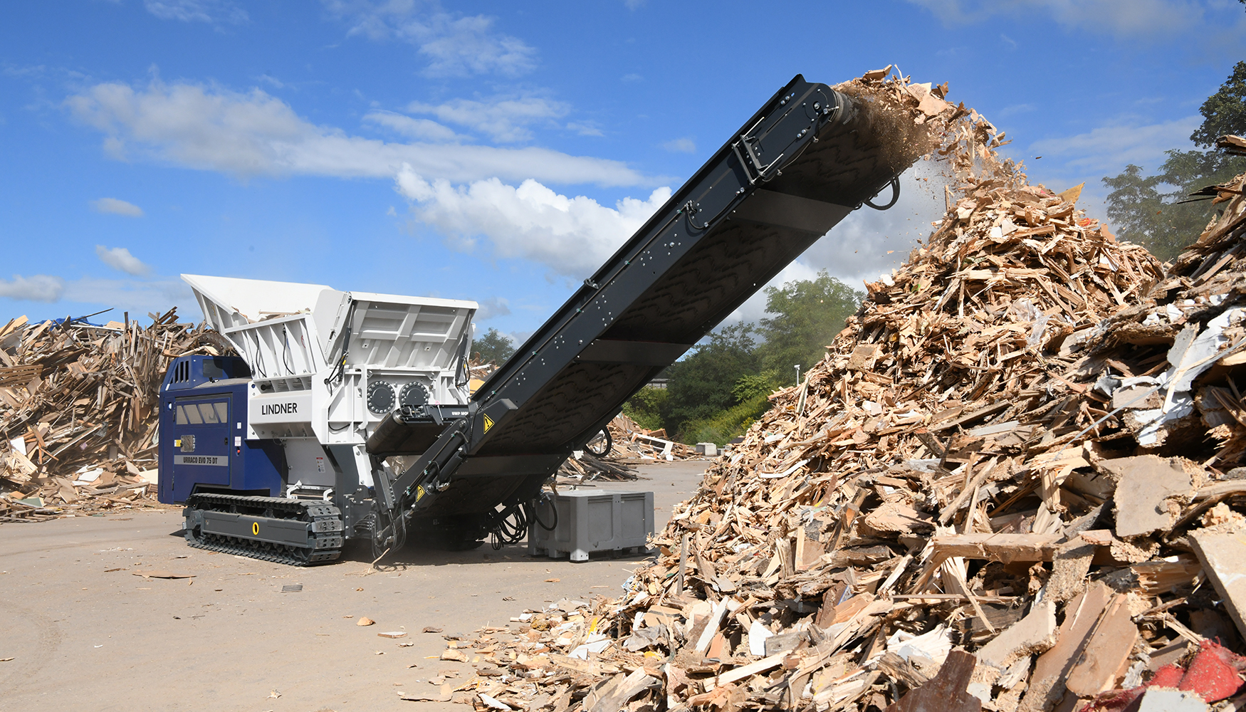 Gracias al sistema de accionamiento hidrost�tico y a sus amplias configuraciones de ejes...