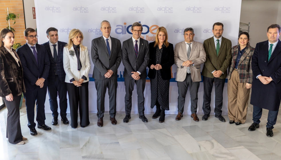 Representantes institucionales y empresariales durante la celebraci�n del D�a de la Industria en Andaluc�a, celebrada en la sede de la FOE en Huelva...