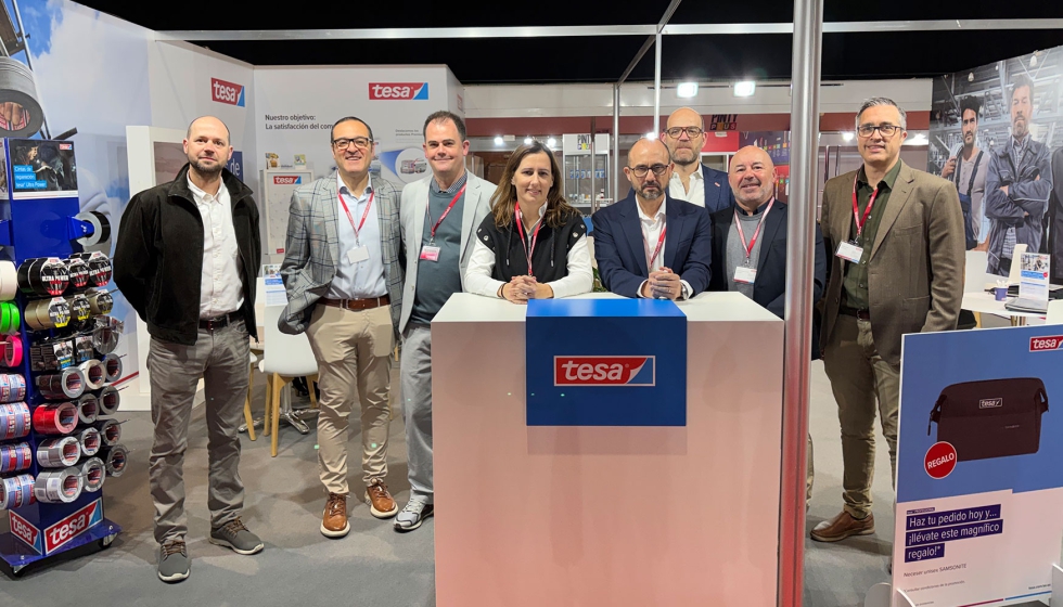 Equipo tesa tape en ExpoCadena 2026