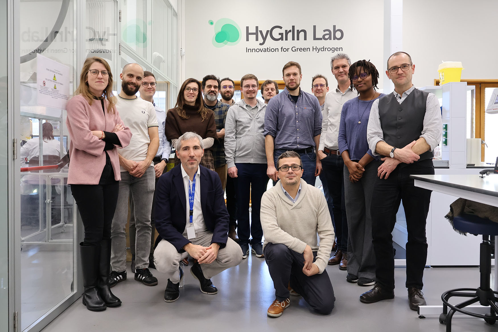 El proyecto pretende revertir esta situaci�n mediante el avance de la tecnolog�a de electr�lisis de �xido s�lido