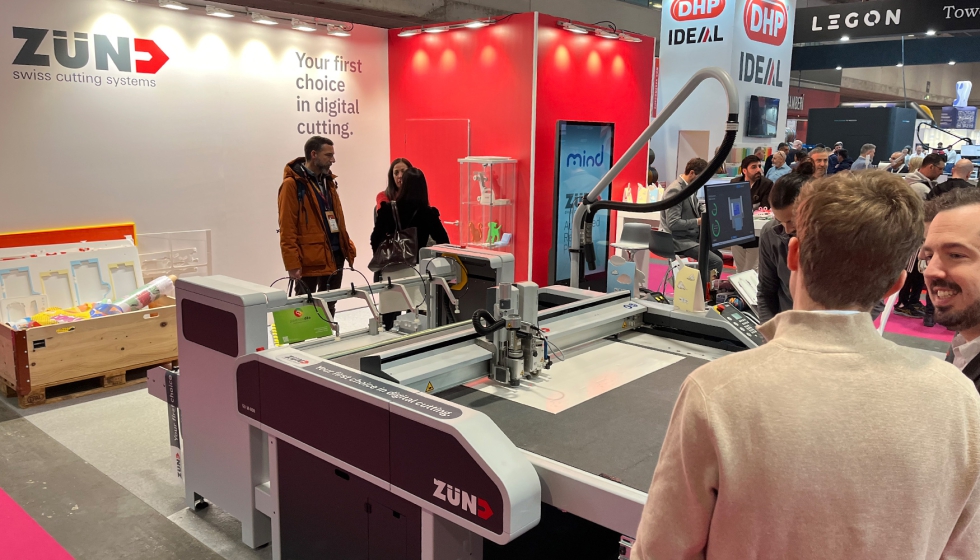 Mesa de corte digital S3 desarrollada por Z�nd para aplicaciones industriales de corte