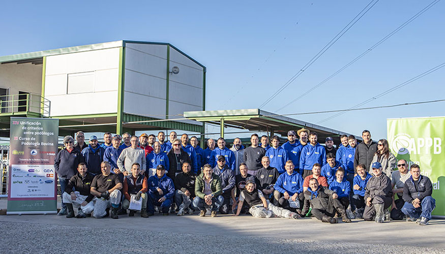 Foto de familia de los asistentes a una nueva edici�n de las Jornadas I-SAP 2026