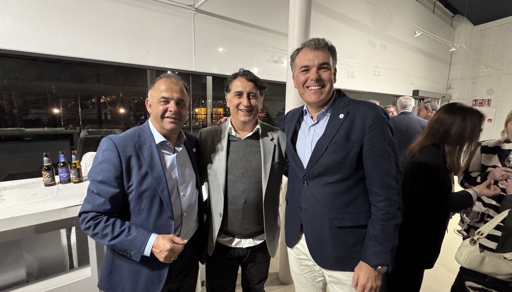 �ngel Cruz, Juan Jos� Torres y Ra�l Garcia, director comerrcial en Pramac (Consumer Power Espa�a y Portugal)