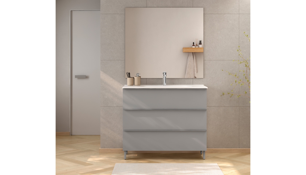 Shona parte de un m�dulo base suspendido al que se pueden a�adir nuevos elementos para crear composiciones completamente adaptadas a cada espacio...