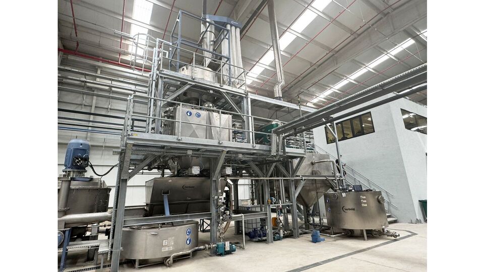 Sistema de lavagem a quente da Herbold Meckesheim na Doga PET