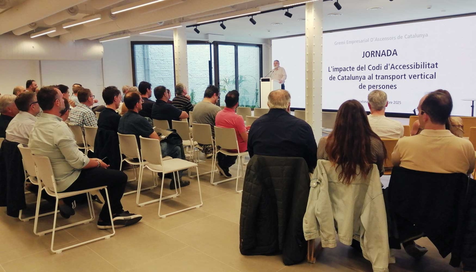 Un momento de la jornada informativa organizada por el Gremio de Ascensores de Catalu�a